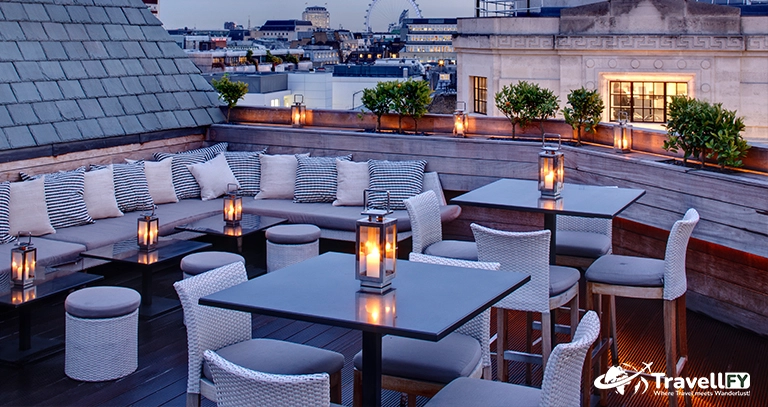 City with a Rooftop Bar | Travellfy